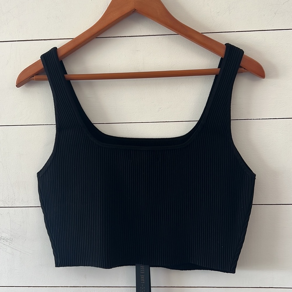 NWT House of Harlow Square Neck Cropped Compression Knit Tank Top Size Large - Picture 3 of 6